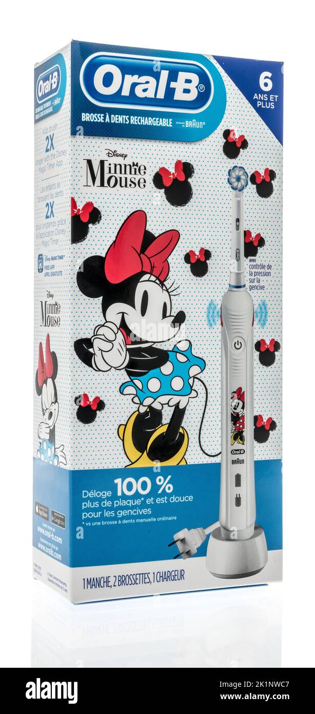 ORAL B TOOTHBRUSH MICKEY MINNI 2PK